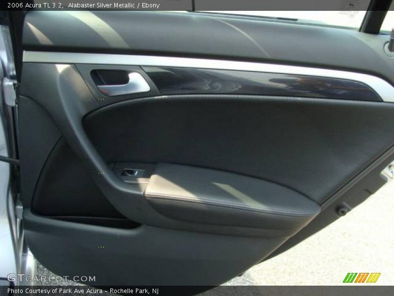Alabaster Silver Metallic / Ebony 2006 Acura TL 3.2