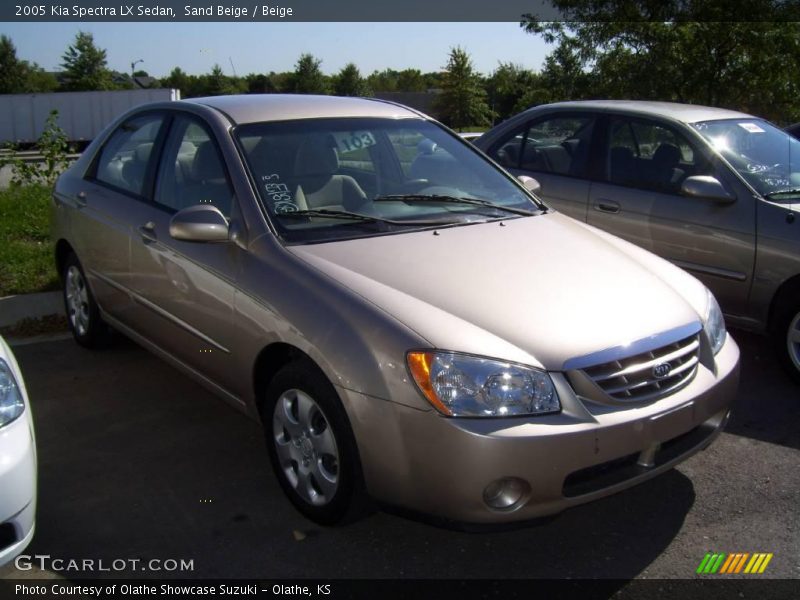 Sand Beige / Beige 2005 Kia Spectra LX Sedan