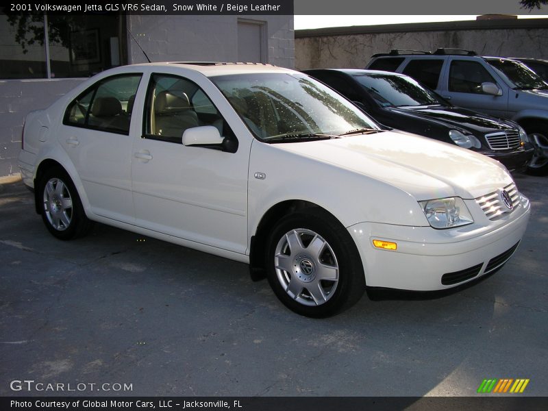Snow White / Beige Leather 2001 Volkswagen Jetta GLS VR6 Sedan