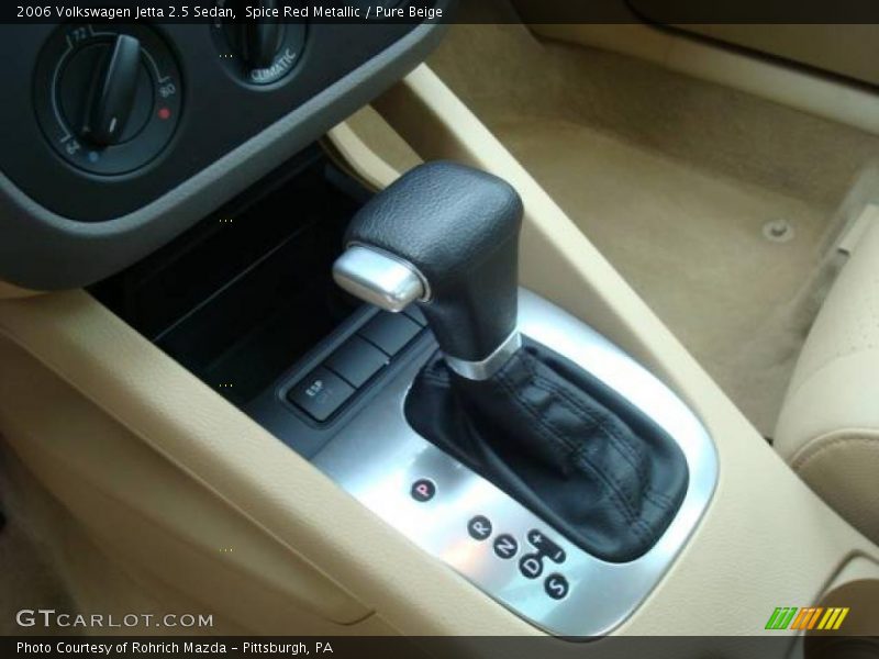 Spice Red Metallic / Pure Beige 2006 Volkswagen Jetta 2.5 Sedan