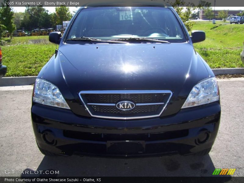 Ebony Black / Beige 2005 Kia Sorento LX