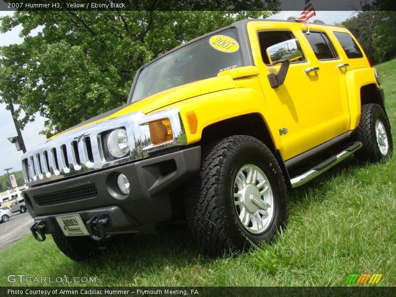 Yellow / Ebony Black 2007 Hummer H3