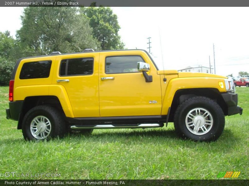 Yellow / Ebony Black 2007 Hummer H3