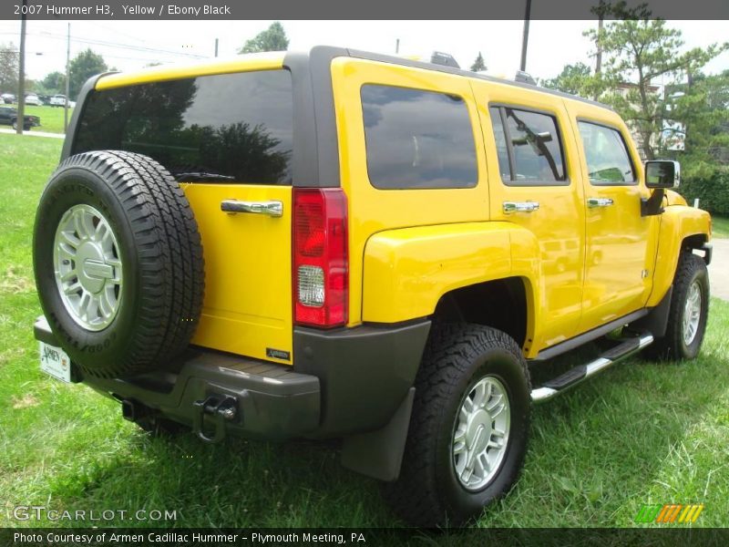 Yellow / Ebony Black 2007 Hummer H3