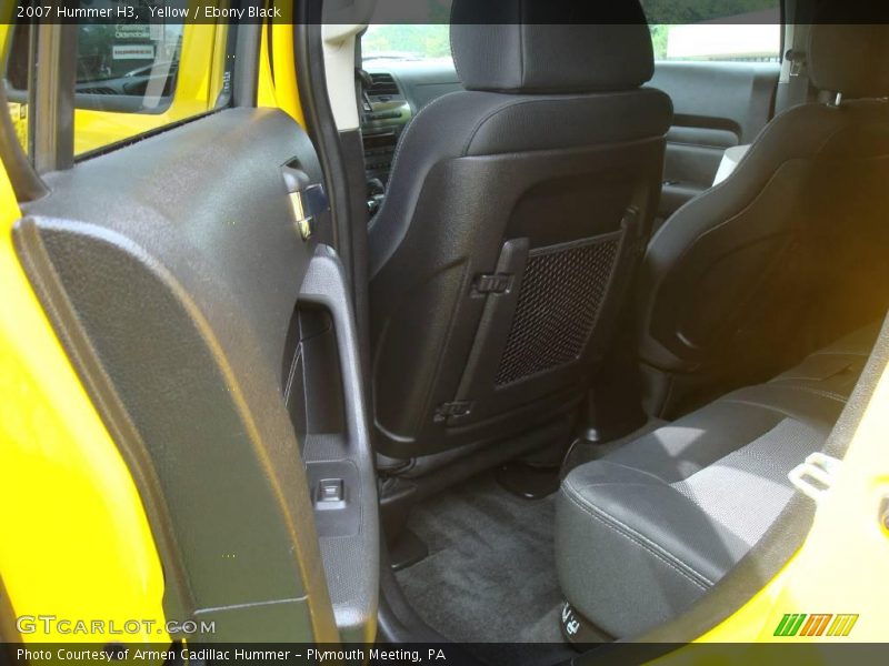 Yellow / Ebony Black 2007 Hummer H3