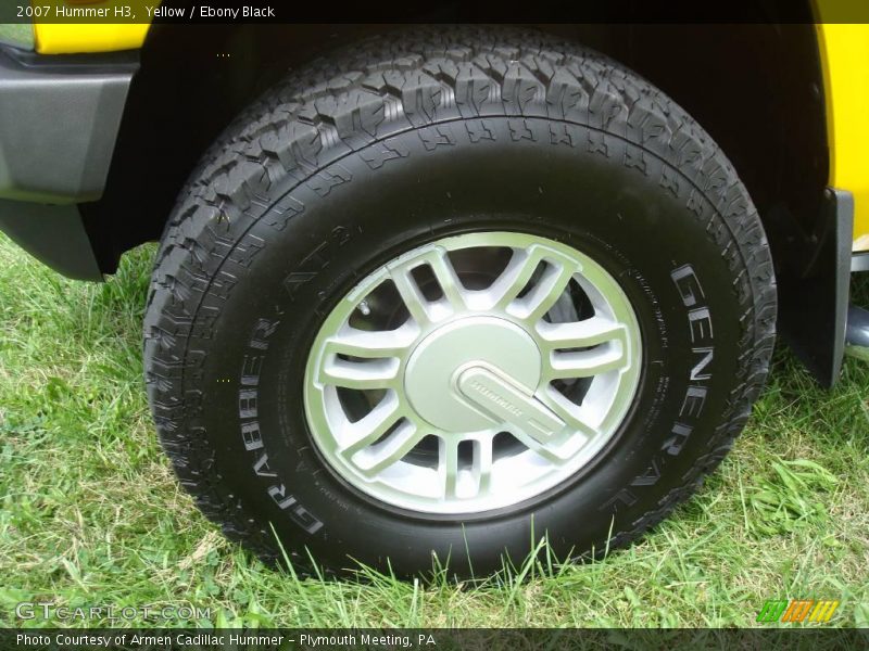 Yellow / Ebony Black 2007 Hummer H3