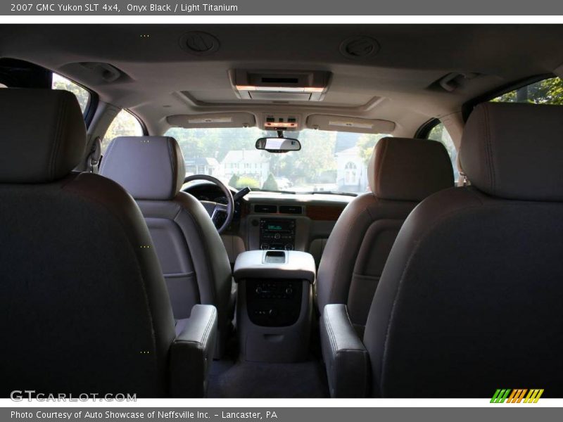 Onyx Black / Light Titanium 2007 GMC Yukon SLT 4x4