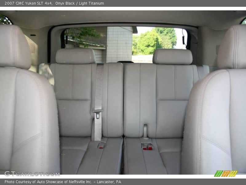 Onyx Black / Light Titanium 2007 GMC Yukon SLT 4x4