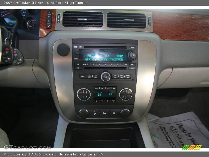Onyx Black / Light Titanium 2007 GMC Yukon SLT 4x4