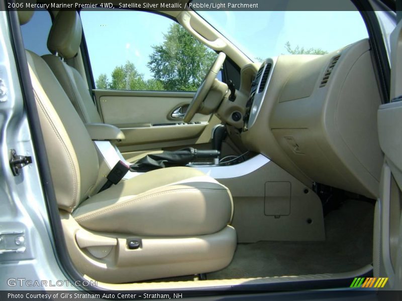 Satellite Silver Metallic / Pebble/Light Parchment 2006 Mercury Mariner Premier 4WD