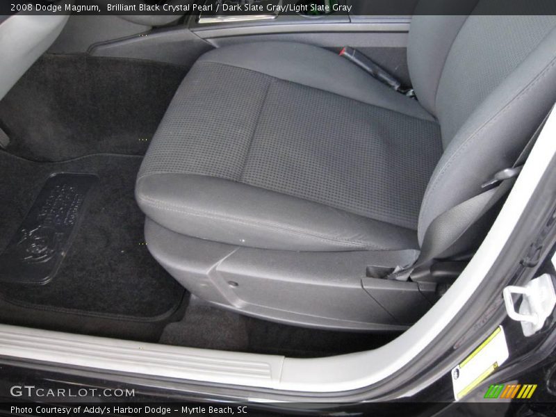 Brilliant Black Crystal Pearl / Dark Slate Gray/Light Slate Gray 2008 Dodge Magnum