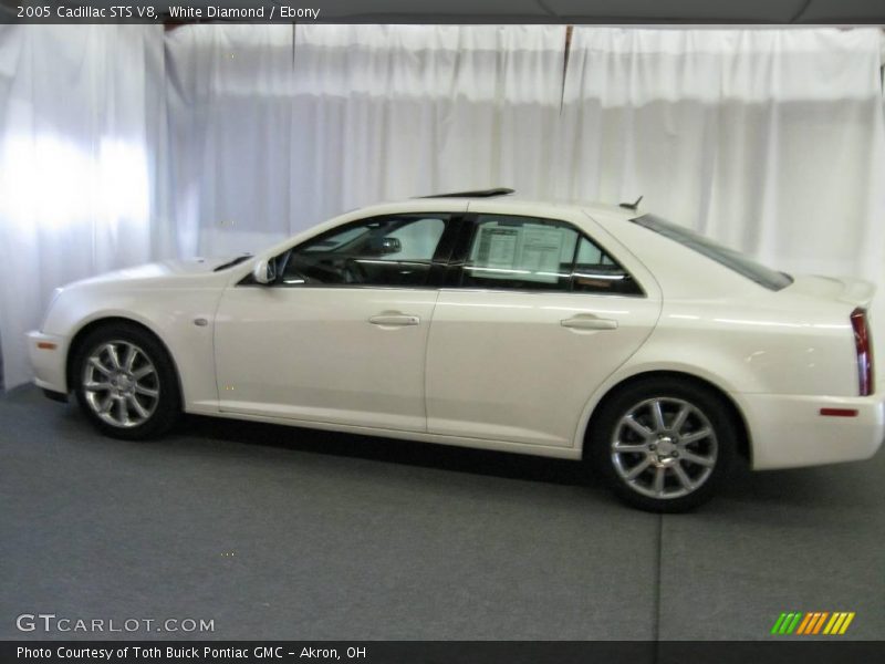White Diamond / Ebony 2005 Cadillac STS V8