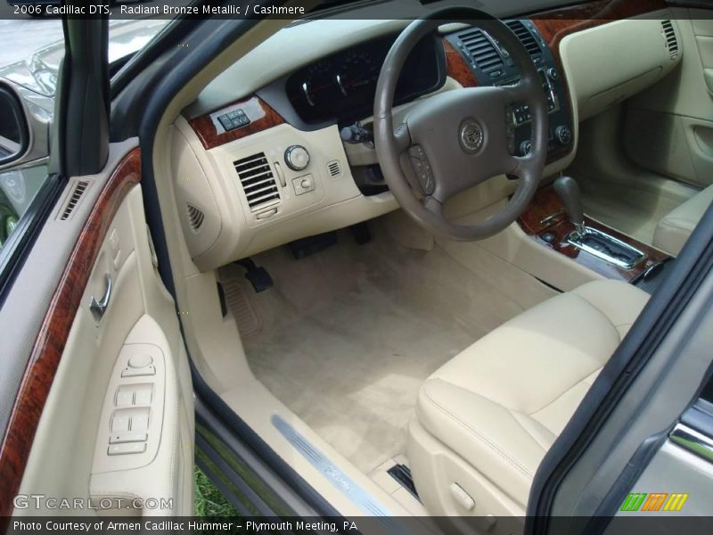 Radiant Bronze Metallic / Cashmere 2006 Cadillac DTS