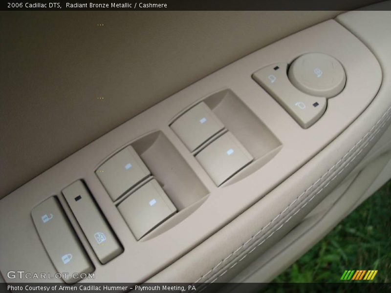 Radiant Bronze Metallic / Cashmere 2006 Cadillac DTS