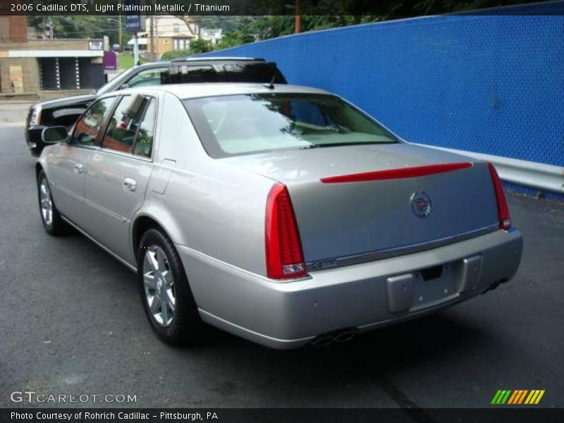 Light Platinum Metallic / Titanium 2006 Cadillac DTS