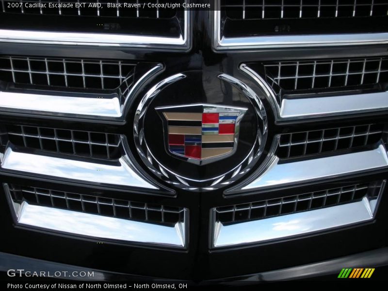 Black Raven / Cocoa/Light Cashmere 2007 Cadillac Escalade EXT AWD