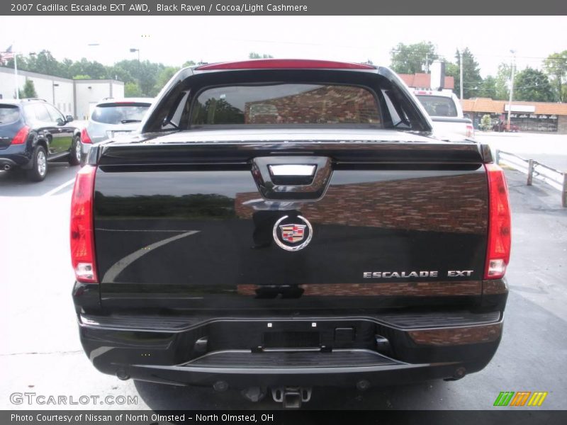 Black Raven / Cocoa/Light Cashmere 2007 Cadillac Escalade EXT AWD
