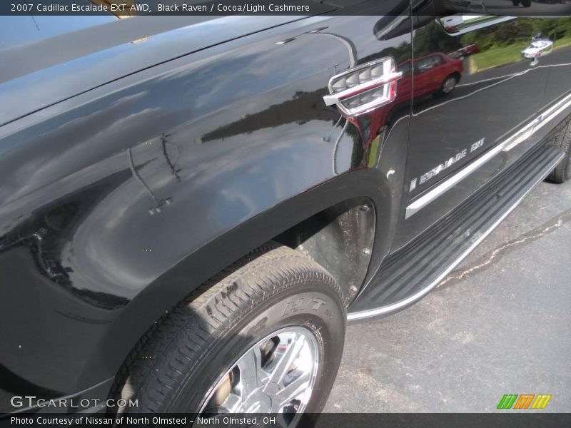 Black Raven / Cocoa/Light Cashmere 2007 Cadillac Escalade EXT AWD
