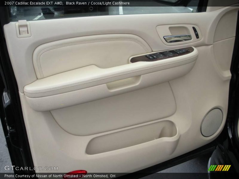 Black Raven / Cocoa/Light Cashmere 2007 Cadillac Escalade EXT AWD