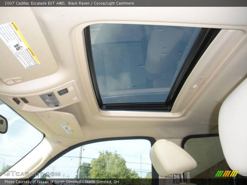 Black Raven / Cocoa/Light Cashmere 2007 Cadillac Escalade EXT AWD