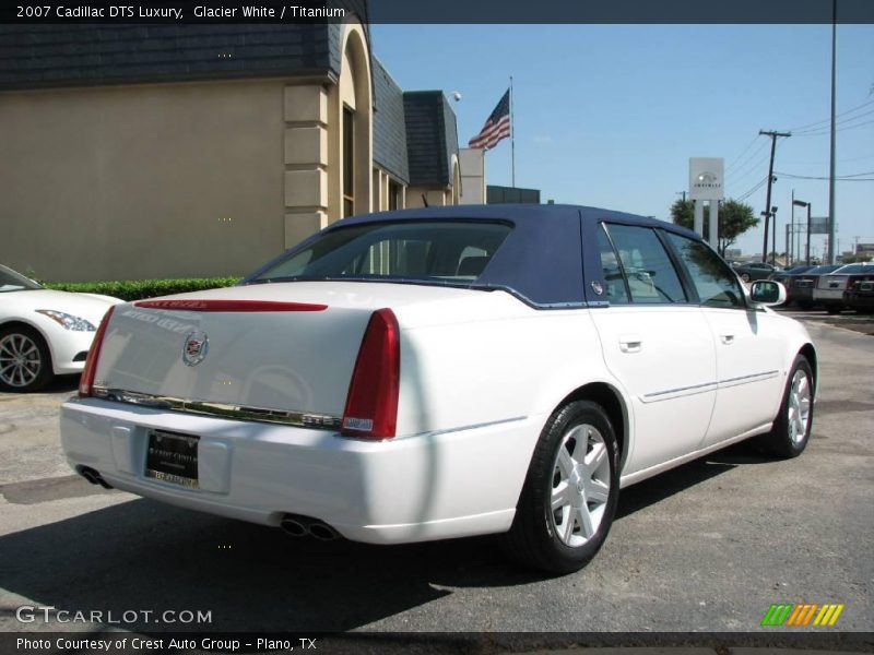 Glacier White / Titanium 2007 Cadillac DTS Luxury