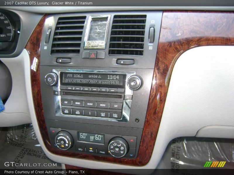 Glacier White / Titanium 2007 Cadillac DTS Luxury
