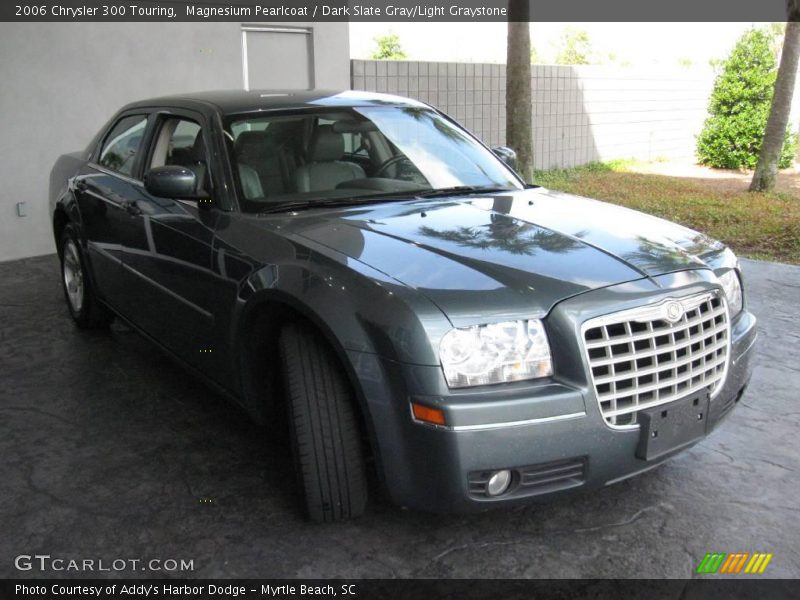 Magnesium Pearlcoat / Dark Slate Gray/Light Graystone 2006 Chrysler 300 Touring
