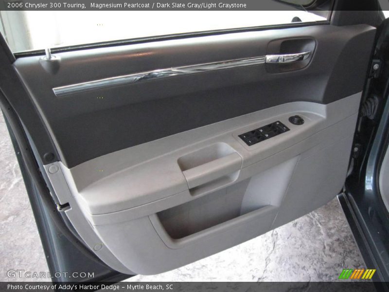 Magnesium Pearlcoat / Dark Slate Gray/Light Graystone 2006 Chrysler 300 Touring
