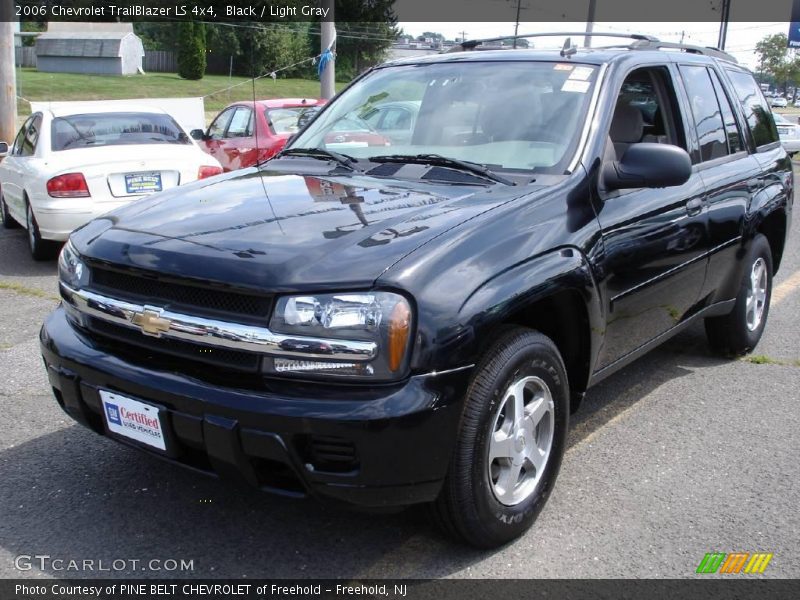 Black / Light Gray 2006 Chevrolet TrailBlazer LS 4x4