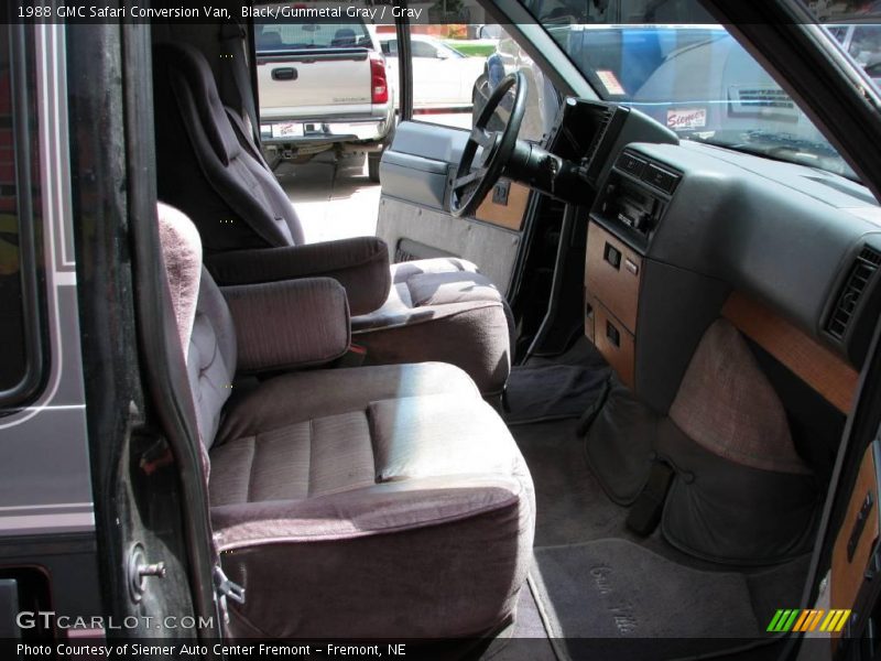 Black/Gunmetal Gray / Gray 1988 GMC Safari Conversion Van