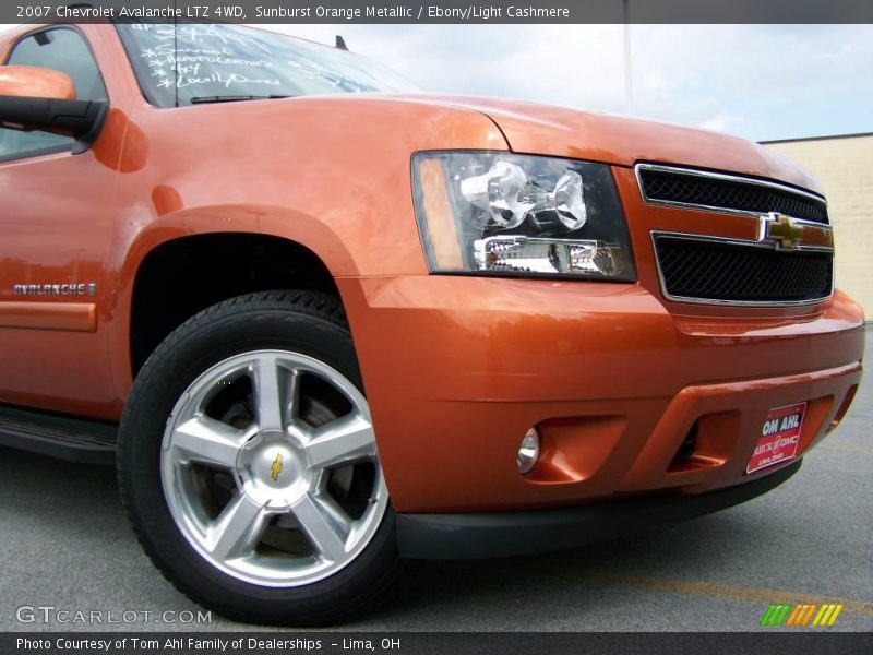 Sunburst Orange Metallic / Ebony/Light Cashmere 2007 Chevrolet Avalanche LTZ 4WD