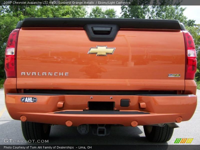 Sunburst Orange Metallic / Ebony/Light Cashmere 2007 Chevrolet Avalanche LTZ 4WD
