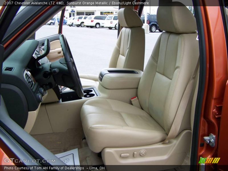 Sunburst Orange Metallic / Ebony/Light Cashmere 2007 Chevrolet Avalanche LTZ 4WD