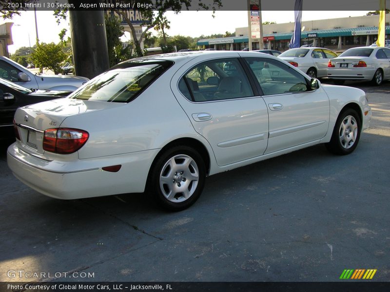 Aspen White Pearl / Beige 2001 Infiniti I 30 Sedan