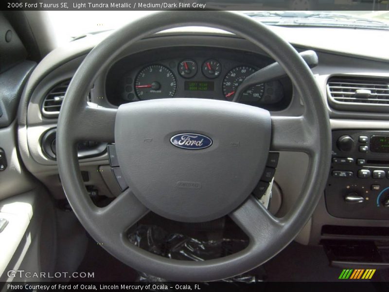 Light Tundra Metallic / Medium/Dark Flint Grey 2006 Ford Taurus SE