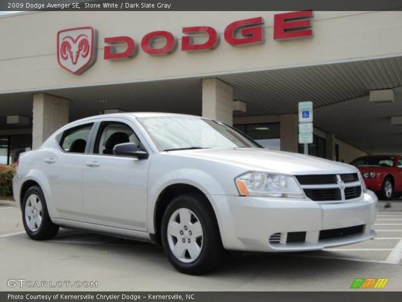 Stone White / Dark Slate Gray 2009 Dodge Avenger SE