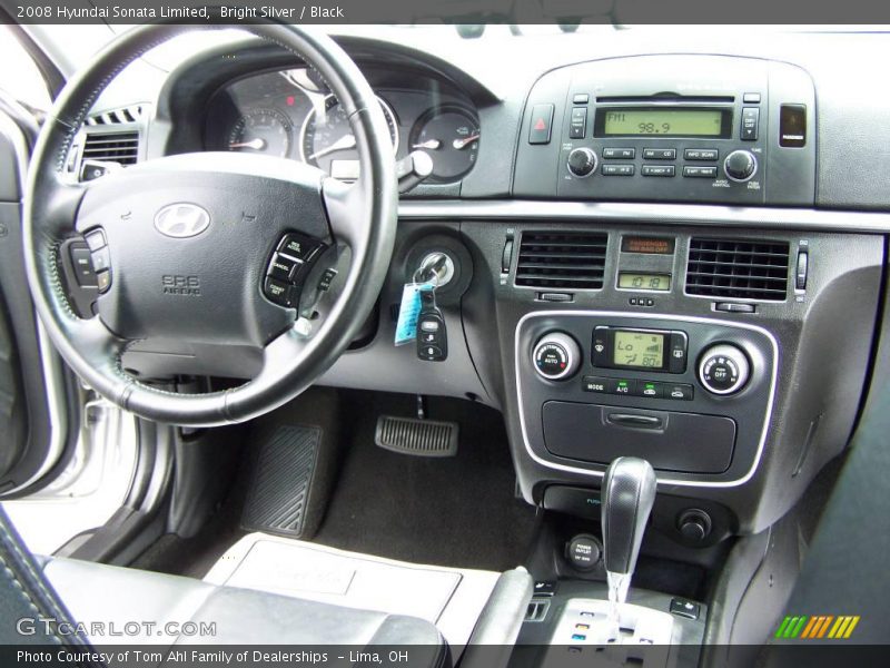 Bright Silver / Black 2008 Hyundai Sonata Limited