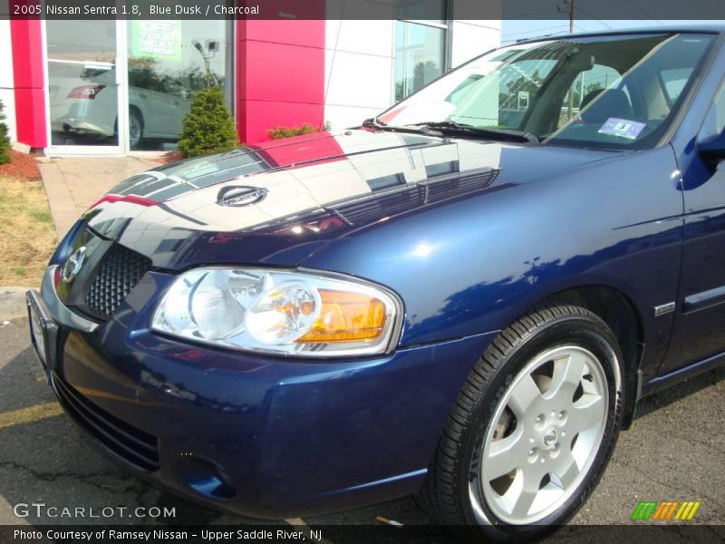 Blue Dusk / Charcoal 2005 Nissan Sentra 1.8