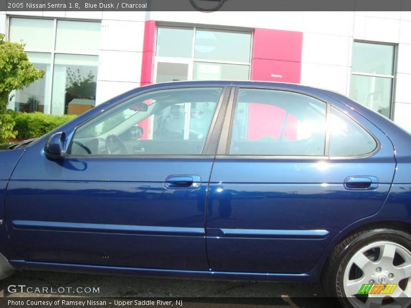 Blue Dusk / Charcoal 2005 Nissan Sentra 1.8