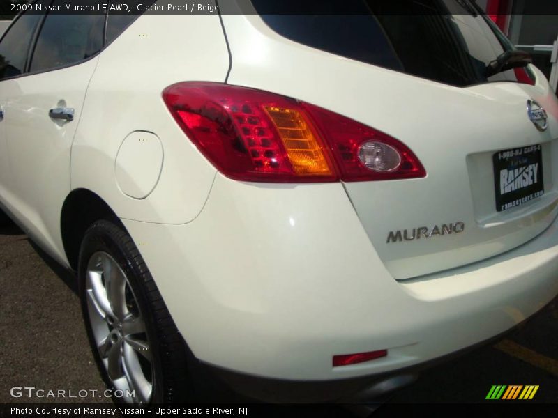 Glacier Pearl / Beige 2009 Nissan Murano LE AWD