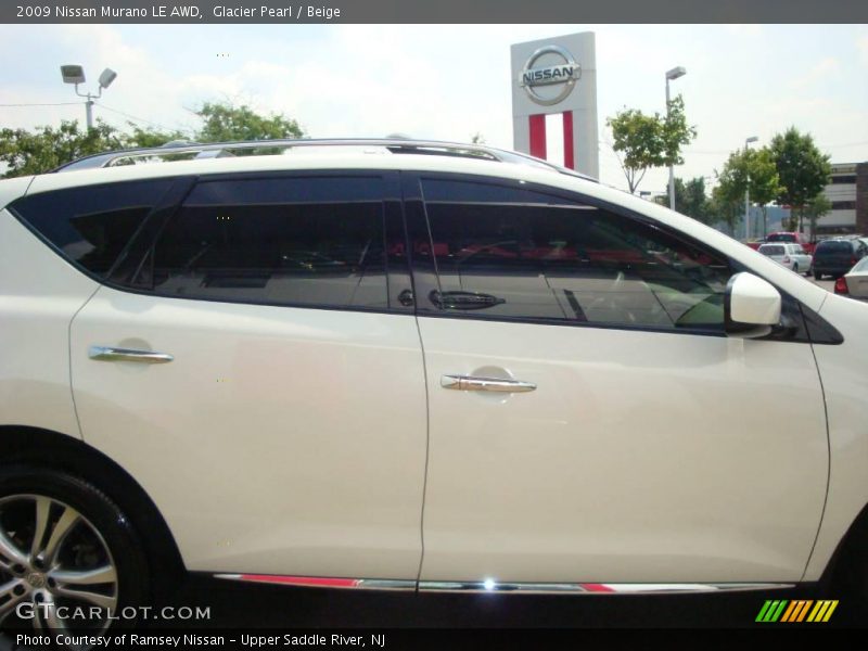 Glacier Pearl / Beige 2009 Nissan Murano LE AWD