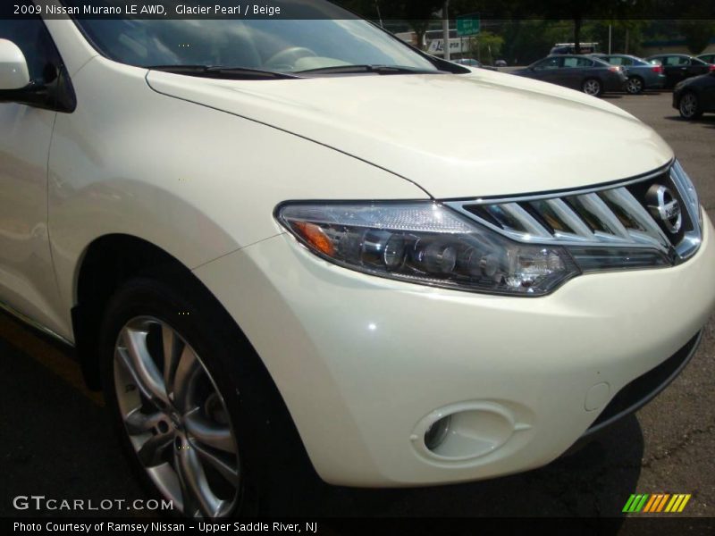 Glacier Pearl / Beige 2009 Nissan Murano LE AWD
