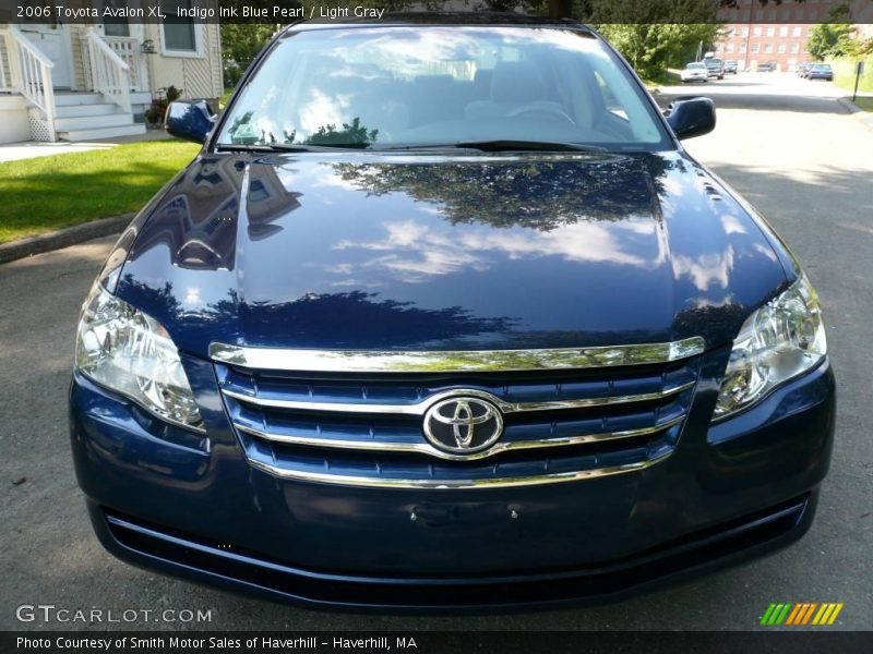 Indigo Ink Blue Pearl / Light Gray 2006 Toyota Avalon XL