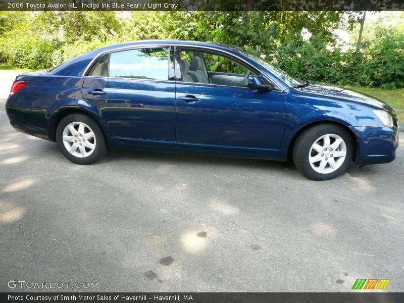 Indigo Ink Blue Pearl / Light Gray 2006 Toyota Avalon XL