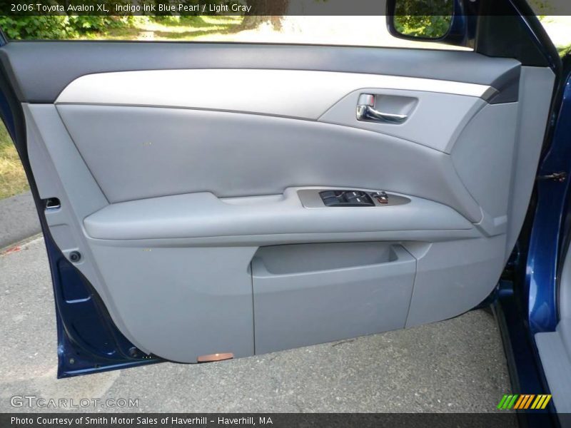 Indigo Ink Blue Pearl / Light Gray 2006 Toyota Avalon XL
