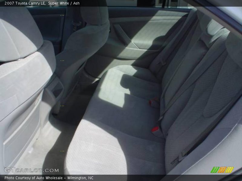 Super White / Ash 2007 Toyota Camry LE
