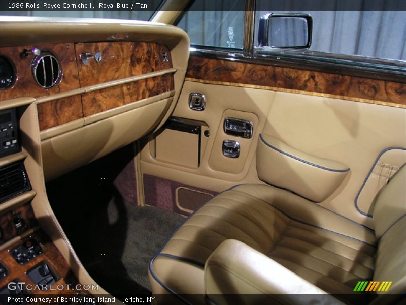 Royal Blue / Tan 1986 Rolls-Royce Corniche II