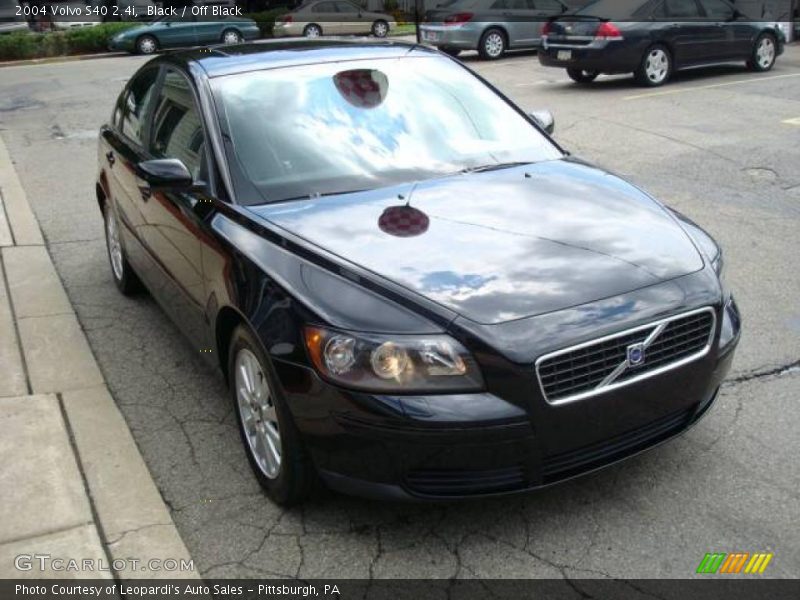Black / Off Black 2004 Volvo S40 2.4i
