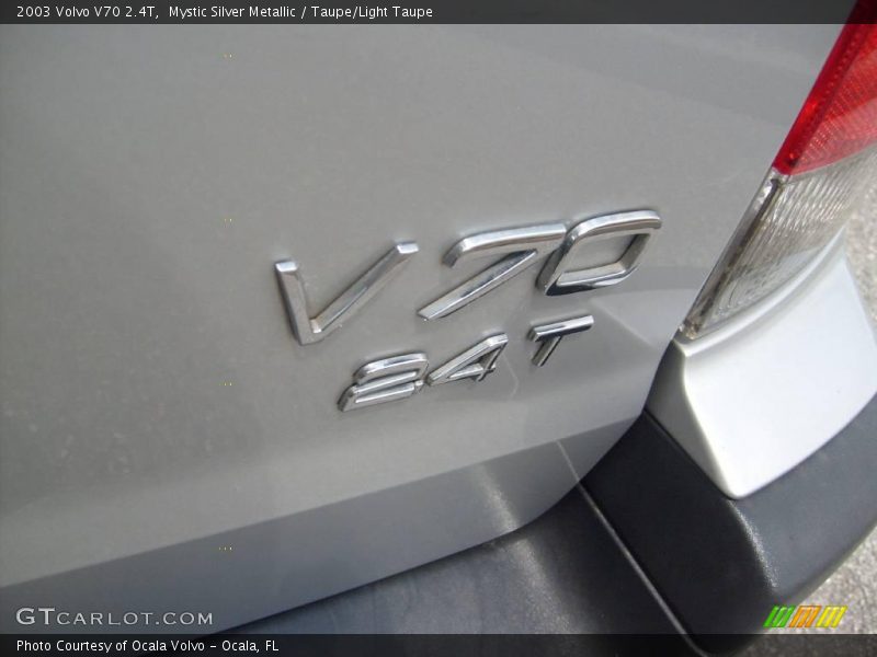 Mystic Silver Metallic / Taupe/Light Taupe 2003 Volvo V70 2.4T