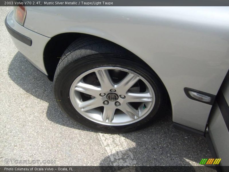 Mystic Silver Metallic / Taupe/Light Taupe 2003 Volvo V70 2.4T